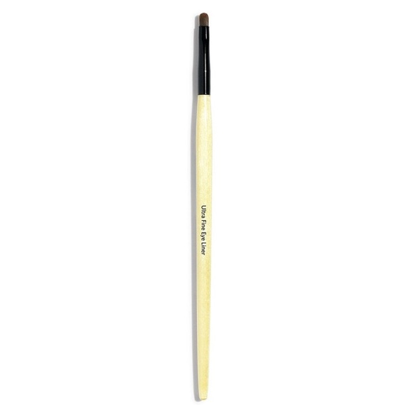 🆕 Bobbi Brown ULTRA FINE EYE LINER BRUSH |
Slim and firm for precise lines - Picture 4 of 4